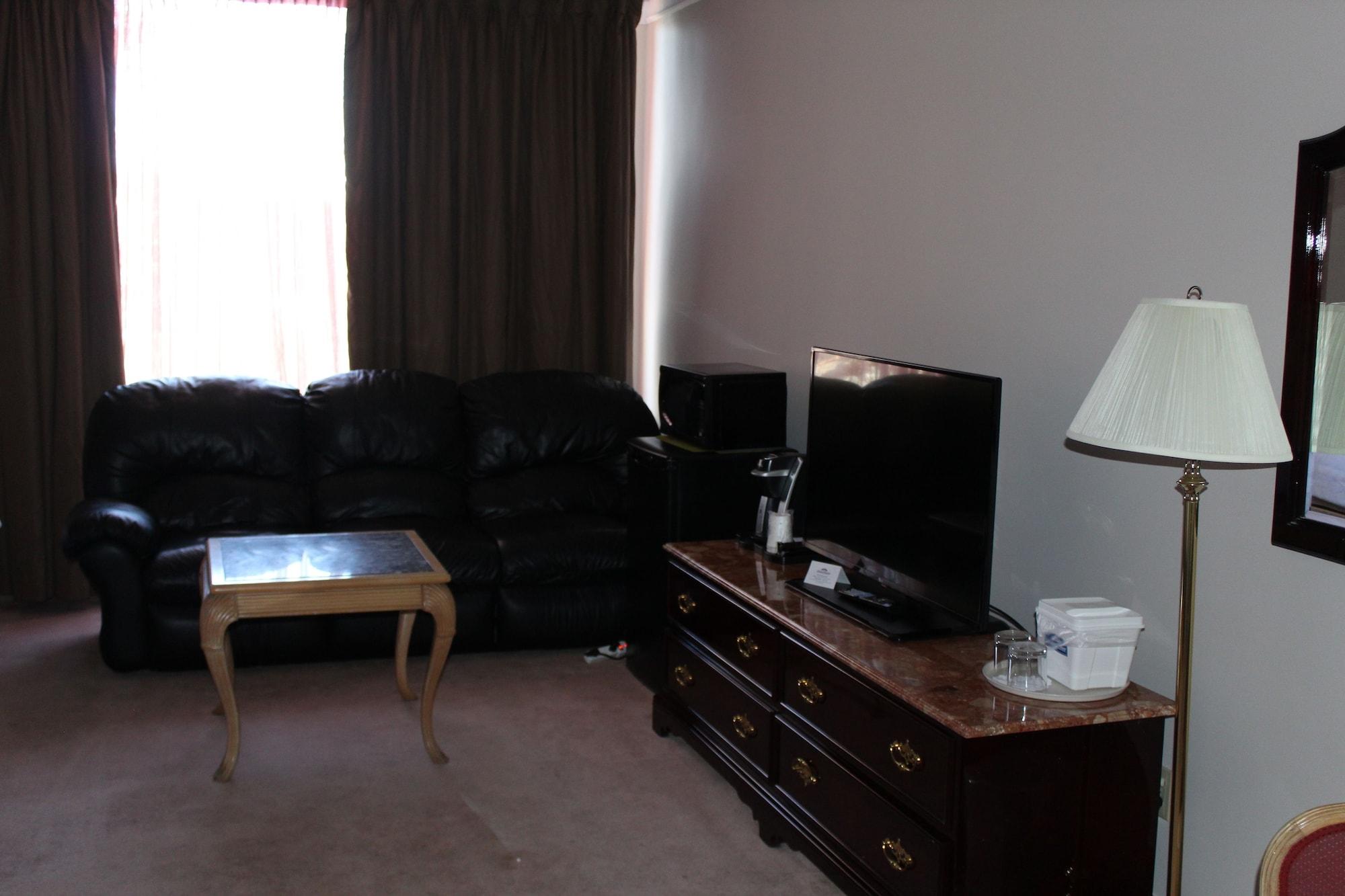 Surestay Plus By Best Western Windsor Bagian luar foto