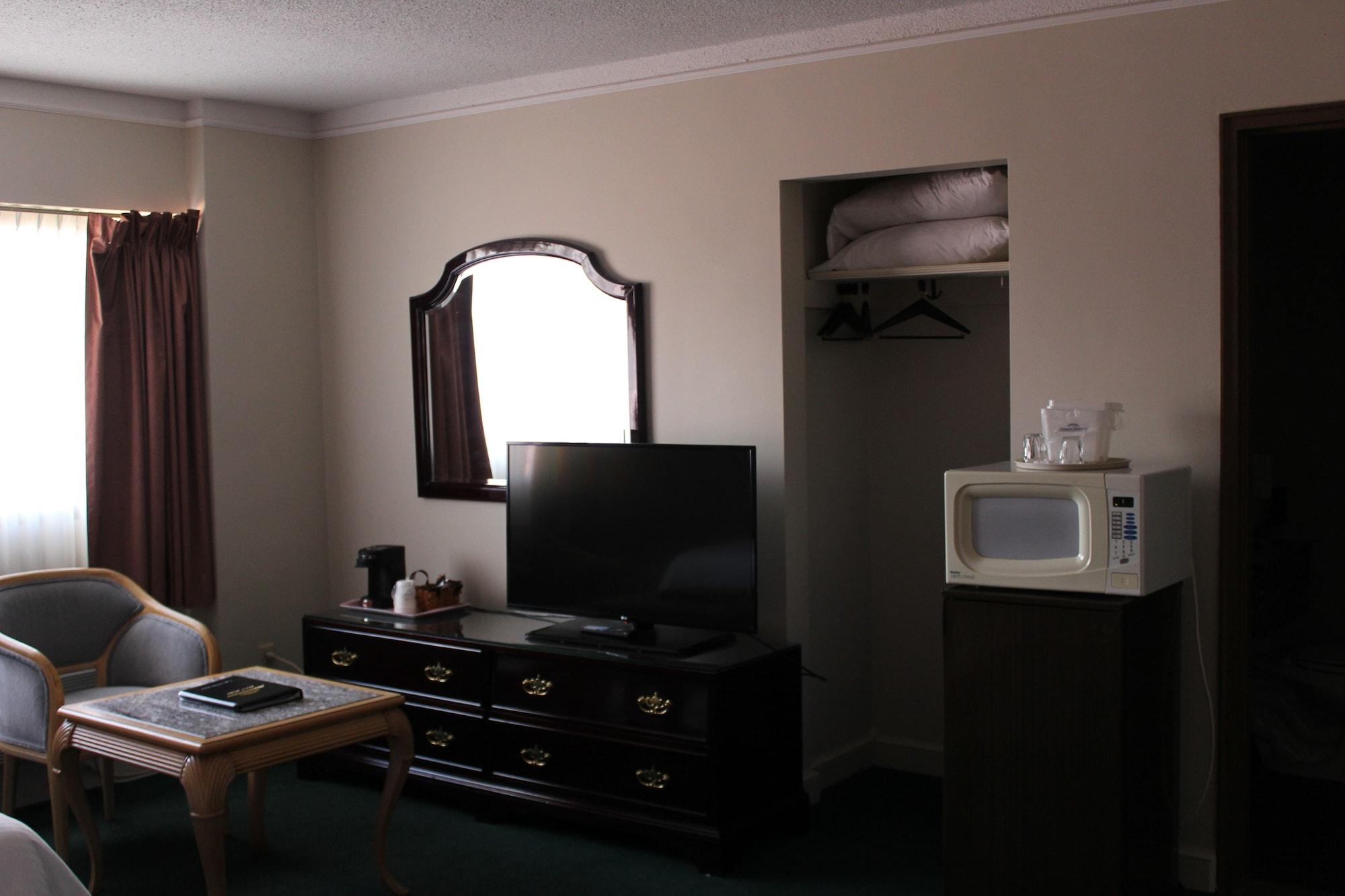 Surestay Plus By Best Western Windsor Bagian luar foto
